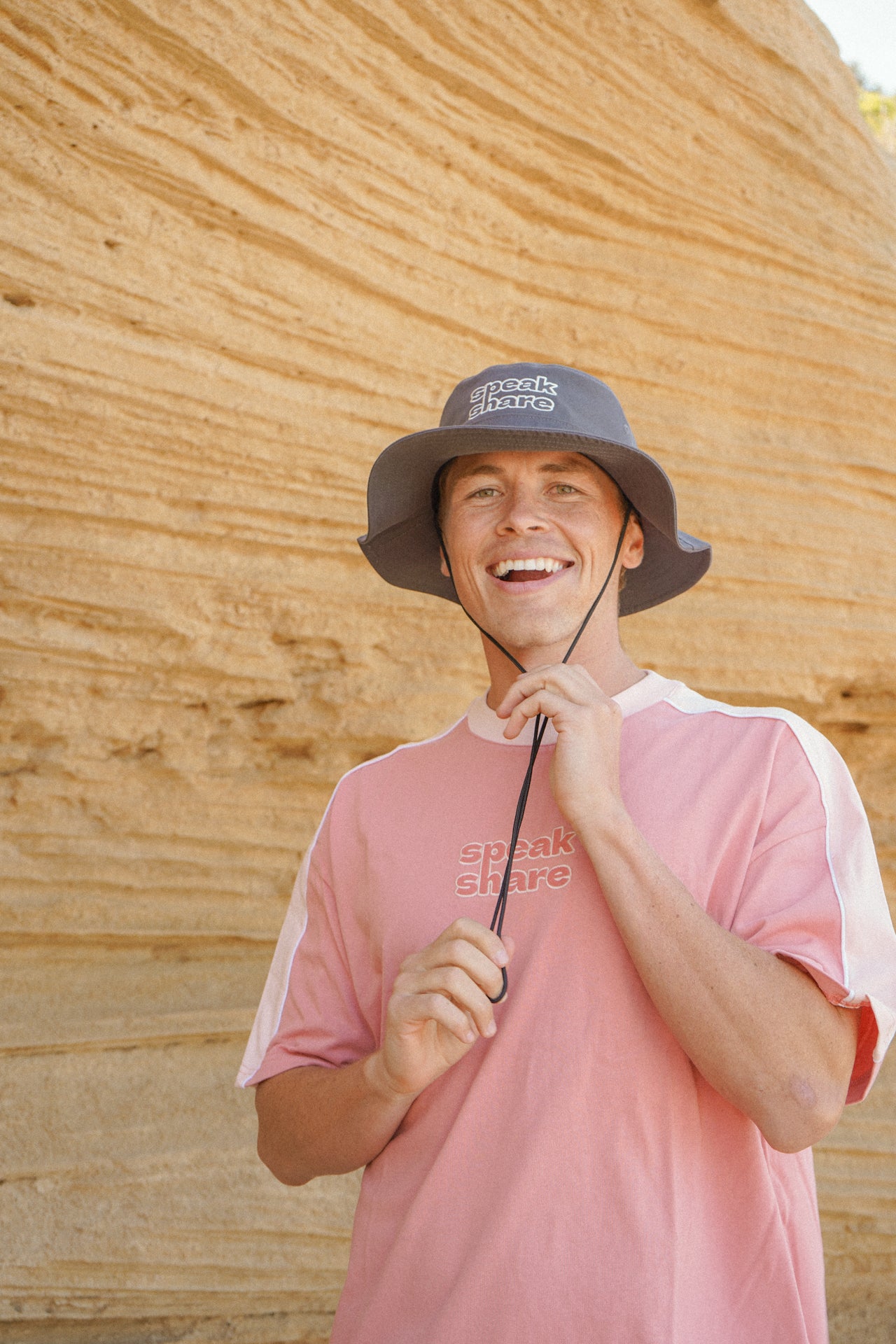 BUCKET HATS